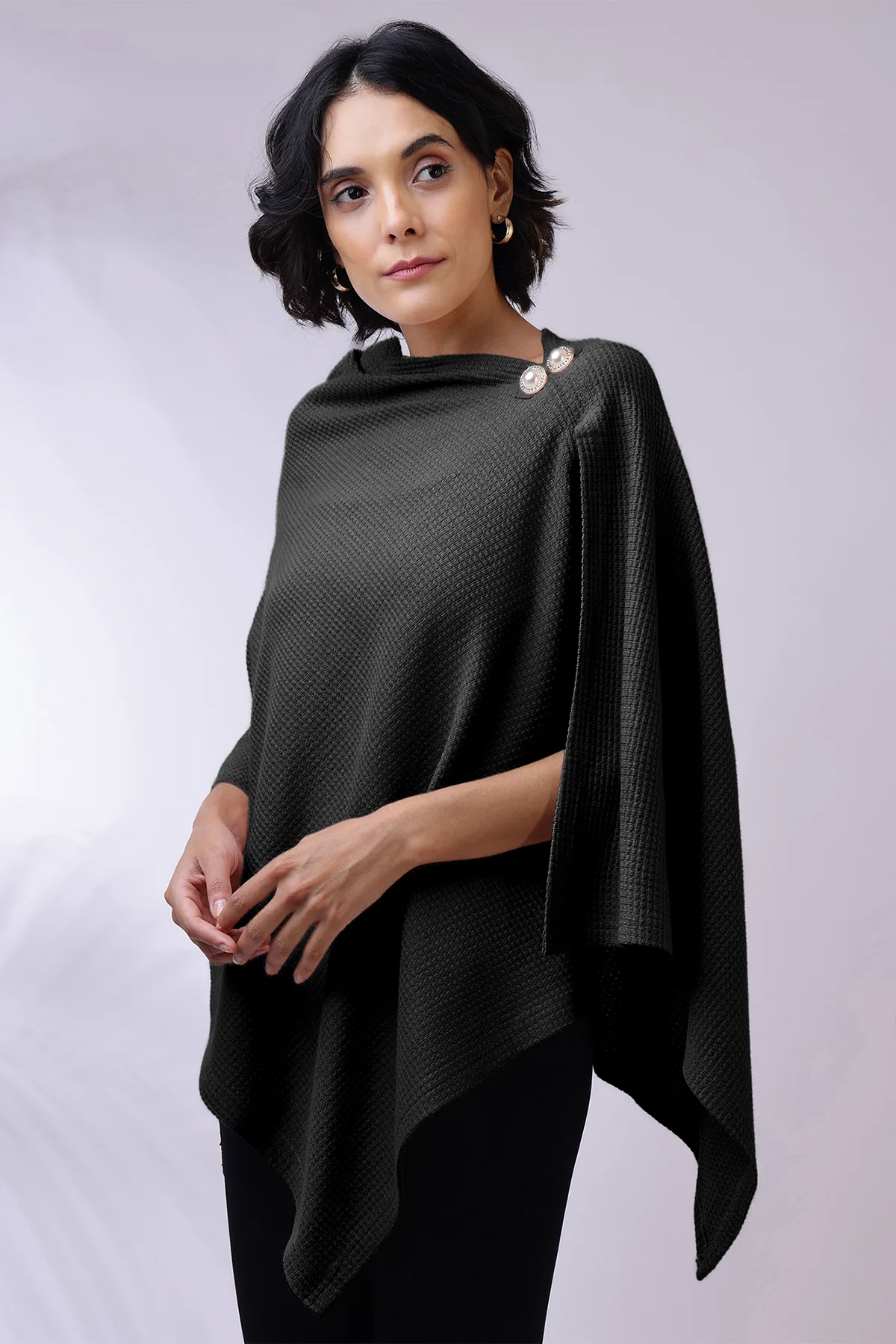 Diana Nursing Cover - Black - Image 2