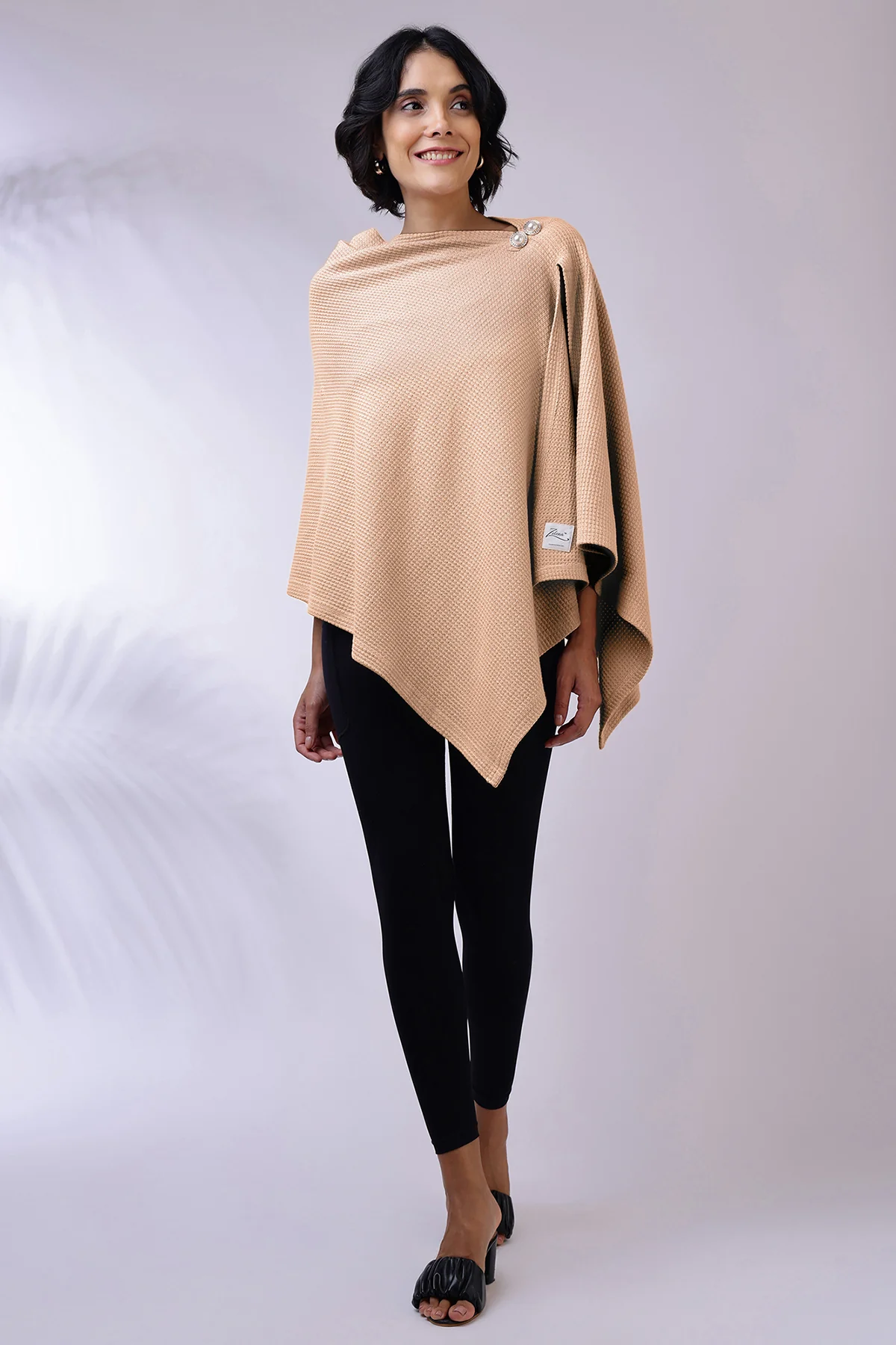 Diana Nursing Cover - Champagne - Image 10