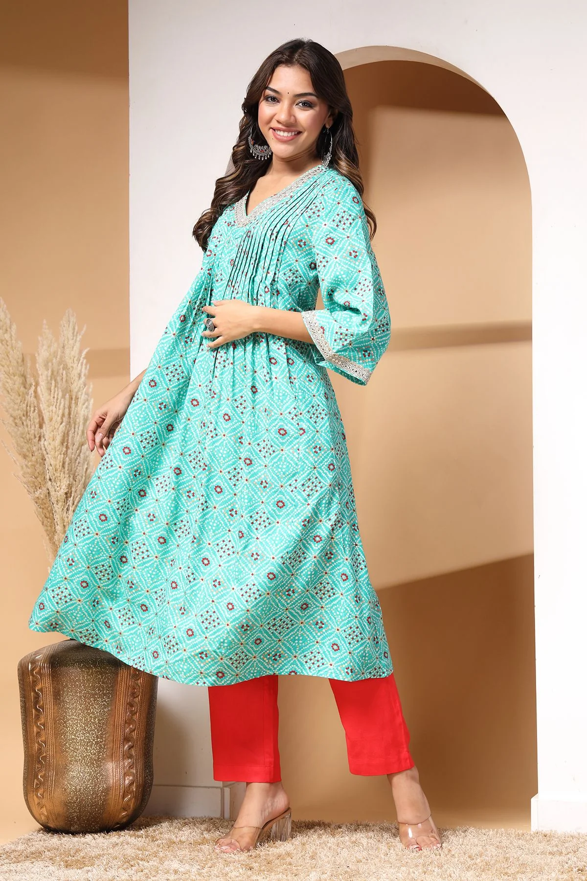 Ocean Oasis Maternity and Feeding Friendly Kurta Set - Image 10