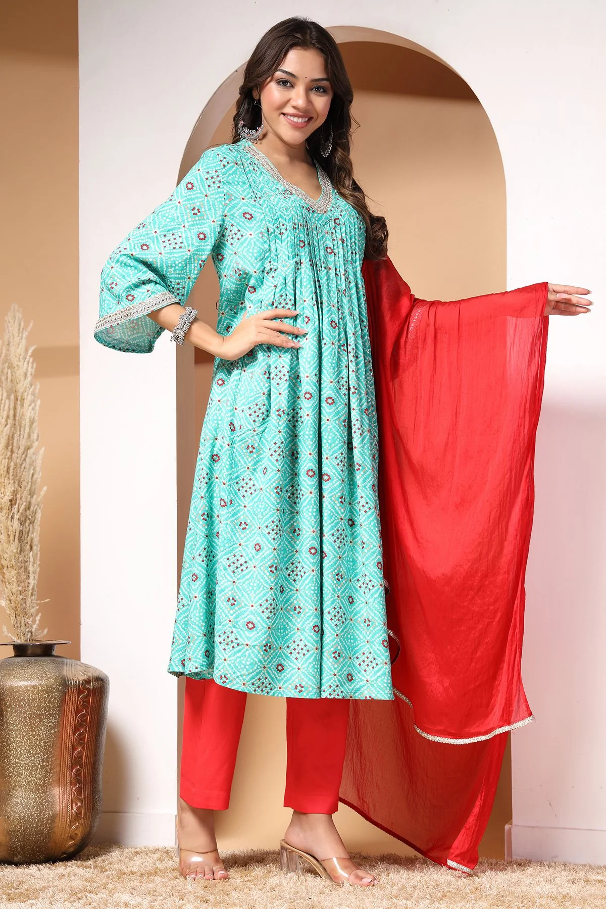 Ocean Oasis Maternity and Feeding Friendly Kurta Set - Image 6