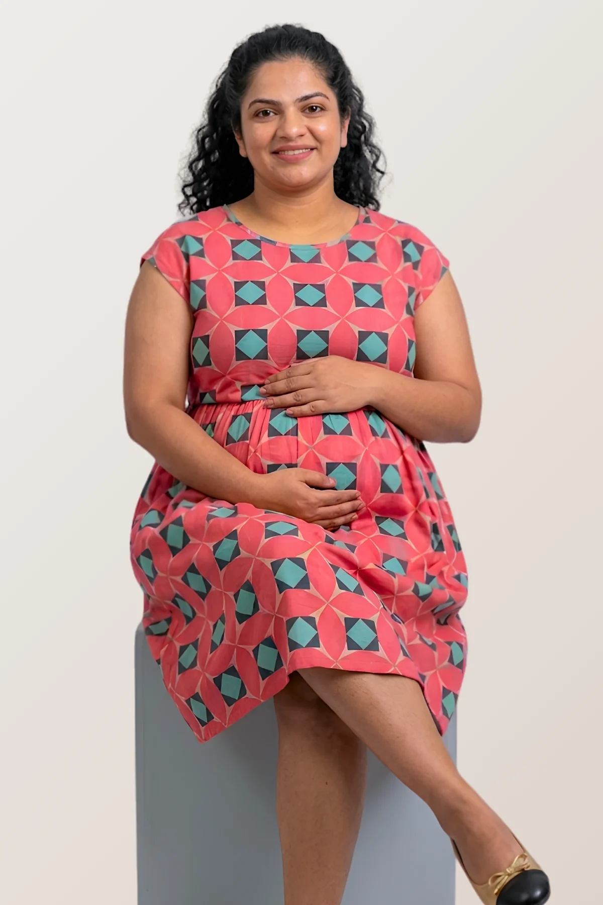 Red Geometric Print Maternity Zipless Feeding Dress - Image 5