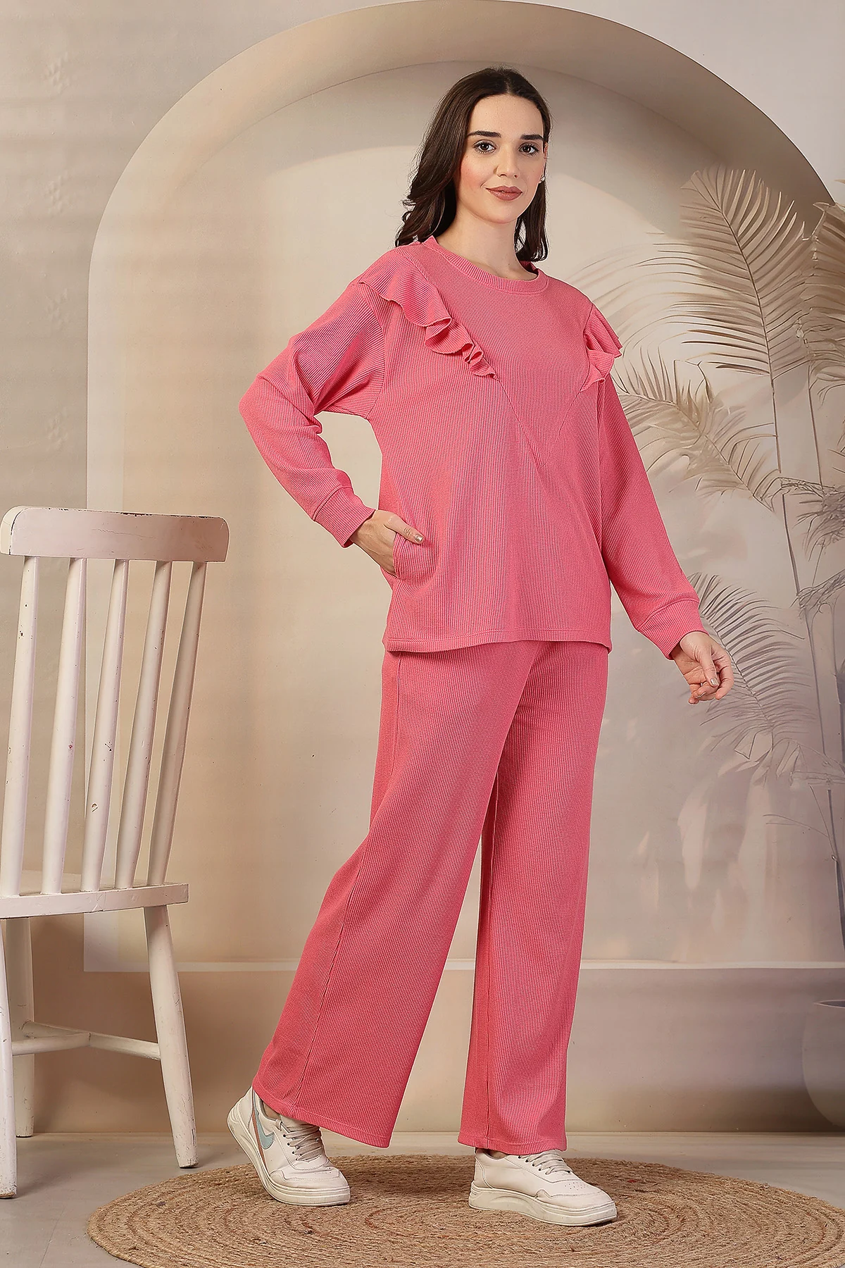 Ruffled Maternity Feeding Co-ord Set - Pink - Image 12
