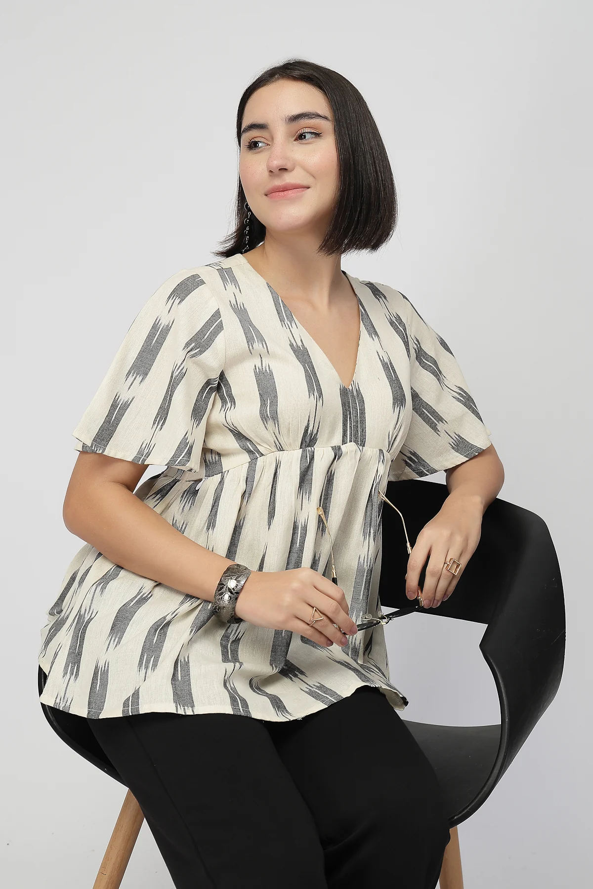 Broad Ikat Gathered Top with Zip - OFF-WHITE - Image 10