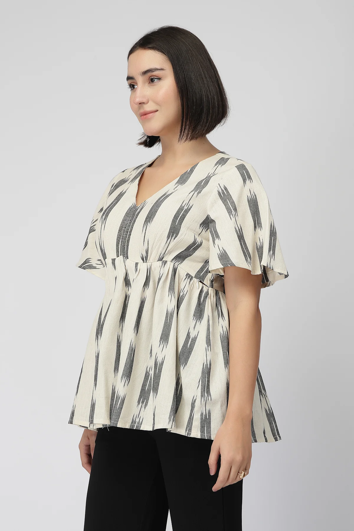 Broad Ikat Gathered Top with Zip - OFF-WHITE - Image 5