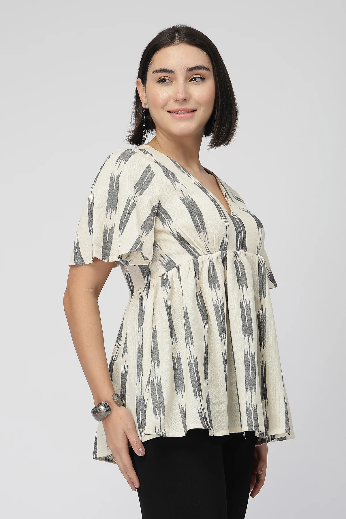 Broad Ikat Gathered Top with Zip - OFF-WHITE - Image 6